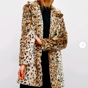 Aritzia Talula Faux Fur Leopard Jacket